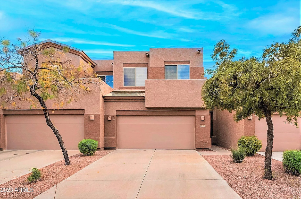 Primary Photo - 1477 W Marlin Dr