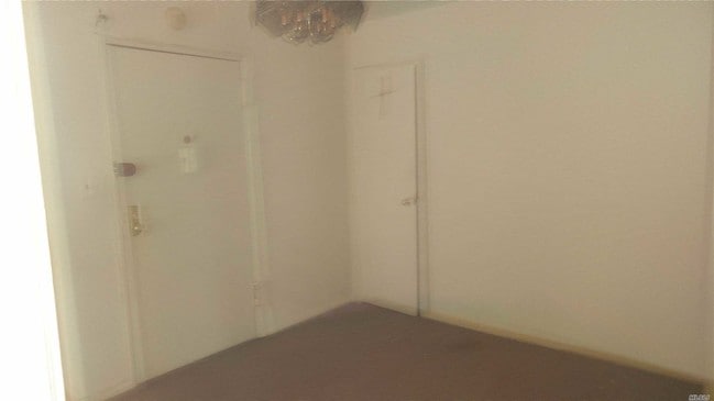 Building Photo - 120 S Park Ave