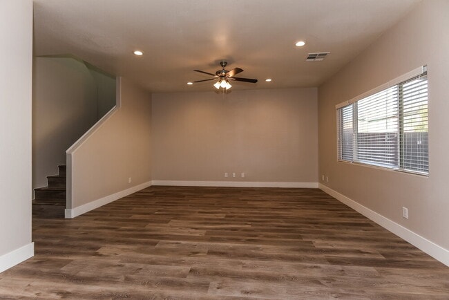 Building Photo - 7360 Castano Vista Ct