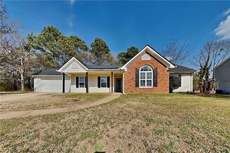 Building Photo - 204 Cambridge Dr