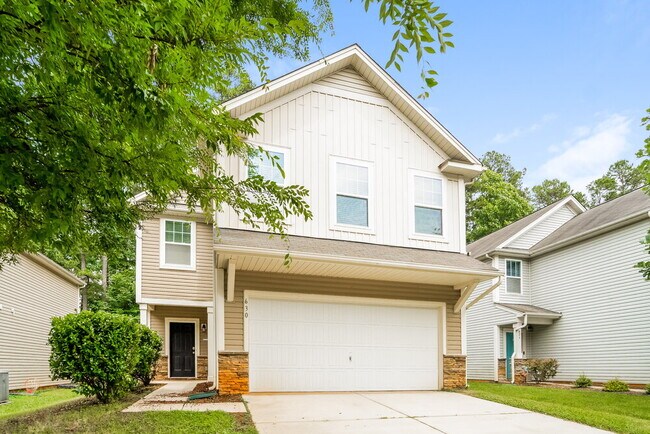 Building Photo - 630 Mountain Quail Dr
