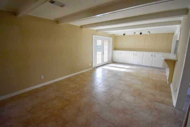 Building Photo - 2126 Possum Creek Rd