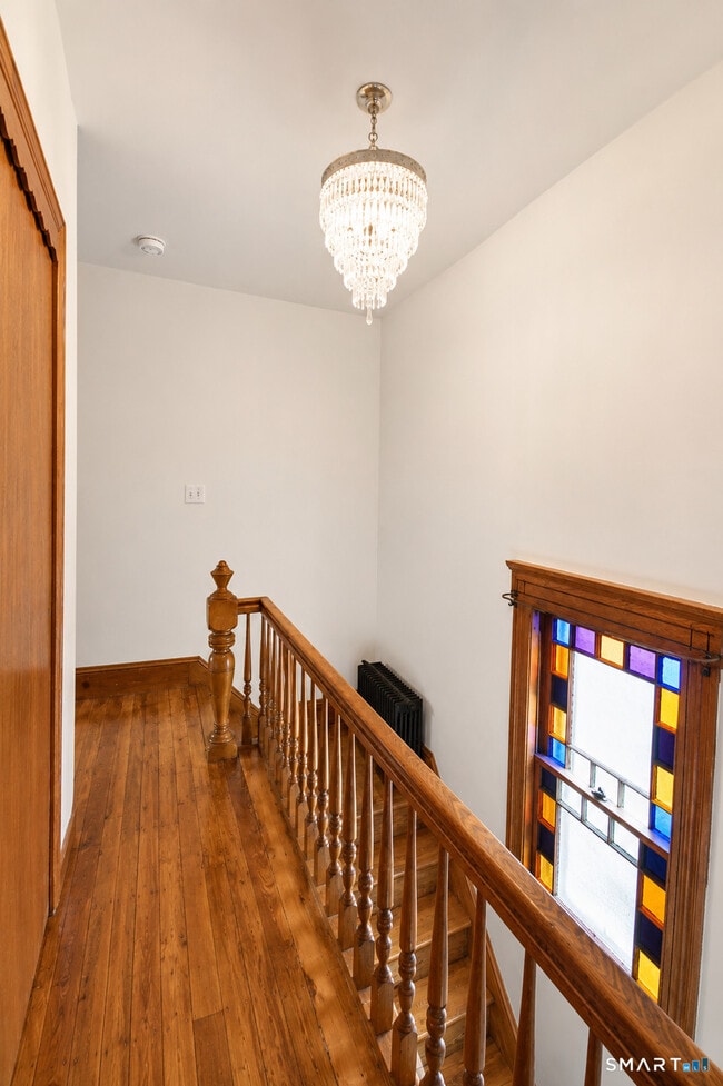 Building Photo - 762 Howe Ave