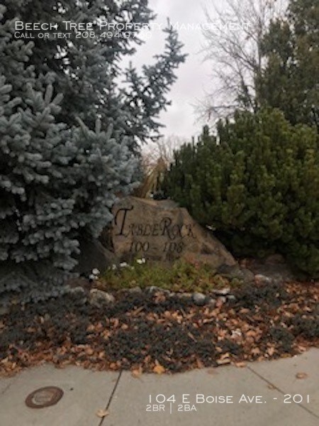 Foto principal - 104 E Boise Ave