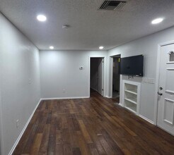 Building Photo - 4363 Azora Rd