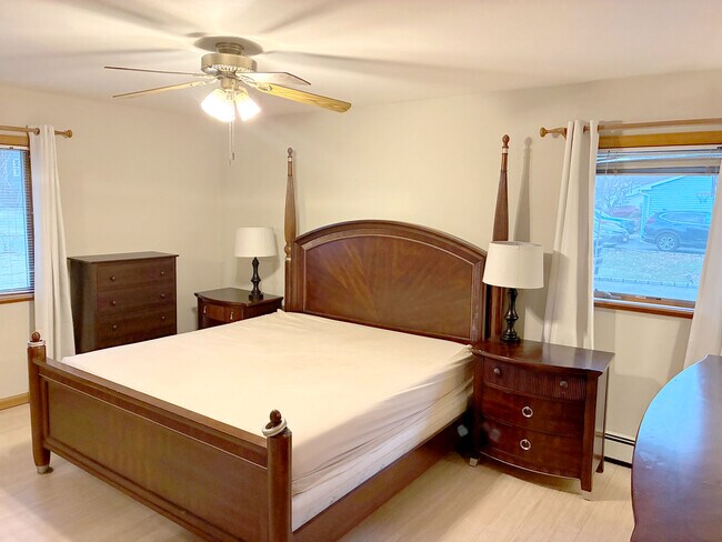 Foto del edificio - 14 Winside Ln