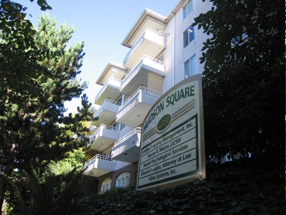 Building Photo - Hudson Square Apartments