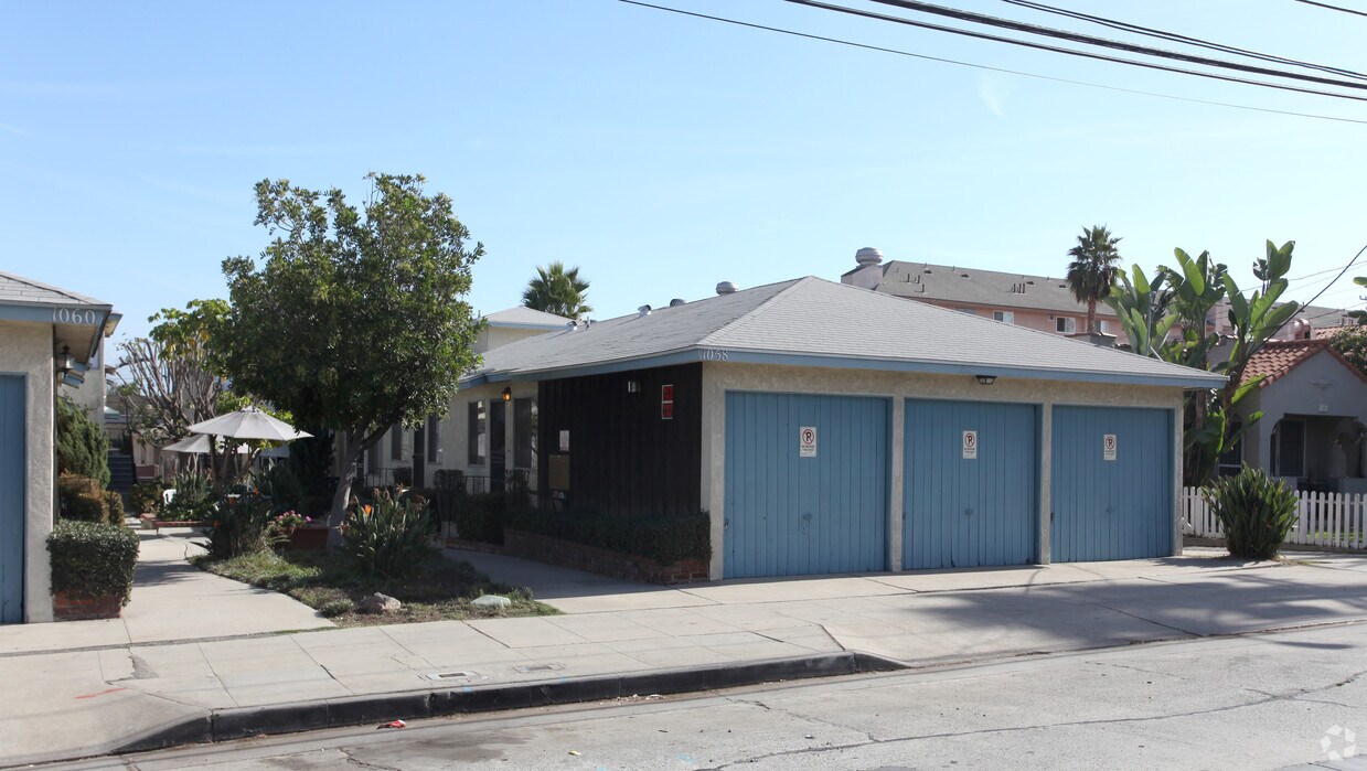 Primary Photo - 1058-1060 Termino Ave
