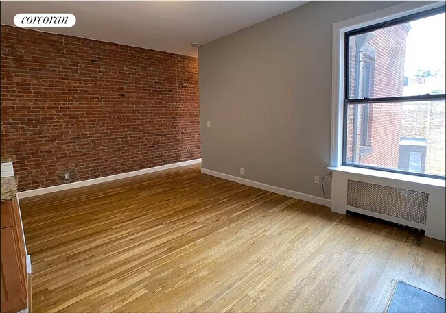 Foto del edificio - 210 W 83rd St