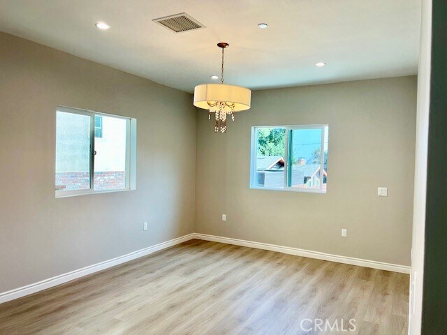 Foto del edificio - 119 E Highland Ave