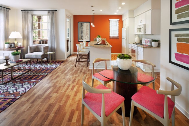 Building Photo - The Enclave at South Coast