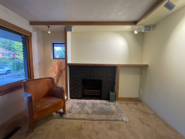 Building Photo - 2715 Brinker Ave