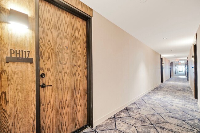 Foto del edificio - 1625 Eckington Pl NE