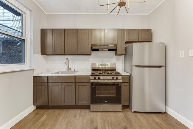 Foto del edificio - 1727 S 58th St