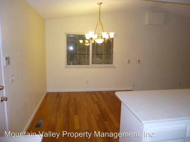 Building Photo - 3 br, 2 bath House - 15098 Woodland Loop