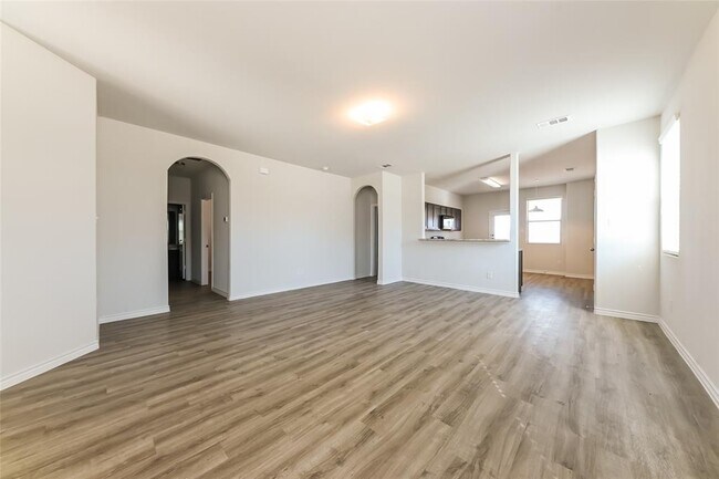 Building Photo - 1209 Mallard Cove