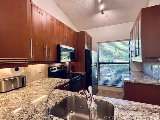 Foto del edificio - 3054 S Oakland Forest Dr
