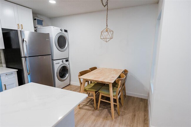 Foto del edificio - 2600 Penny Ln