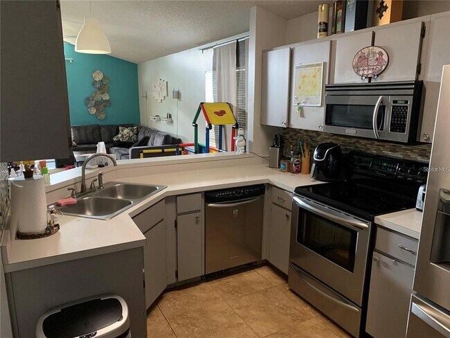 Building Photo - 9852 Flynt Cir