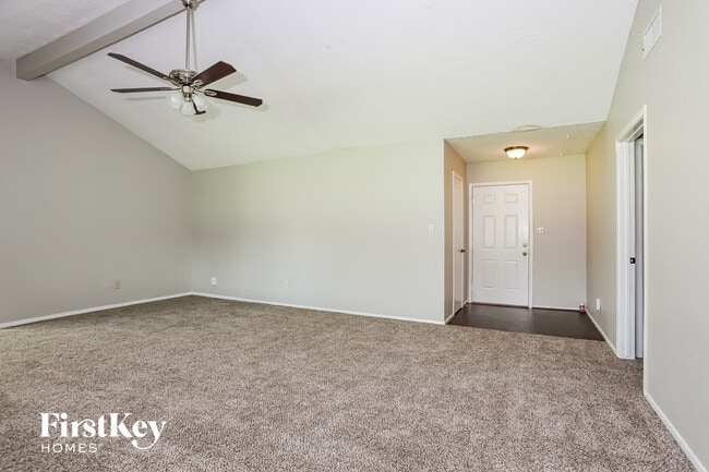 Building Photo - 16106 David Glen Dr