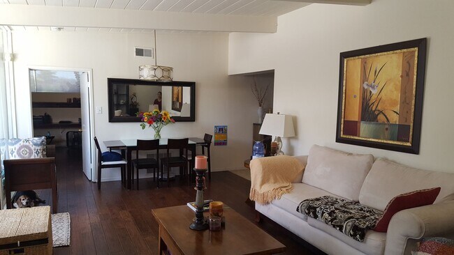 Building Photo - Fabulous 19th Avenue Park! | 1657 Wolfe Dr