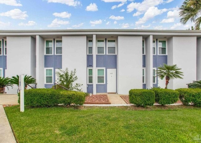 Building Photo - 201 Pensacola Beach Rd