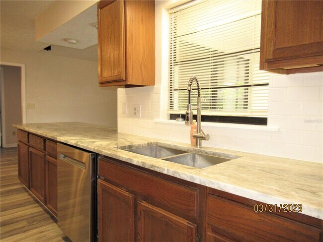 Building Photo - 4213 Spring Way Cir