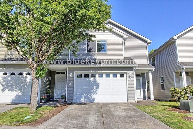 Foto del edificio - 3 Bed, 2.5 Bath Townhome Near Orchards Fre...