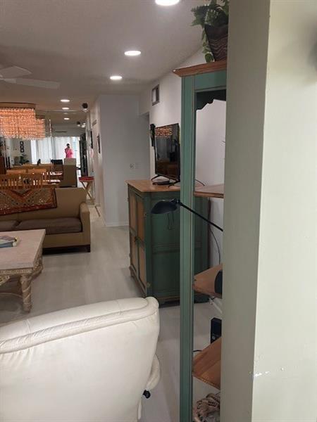 Foto del edificio - 6369 Bay Club Dr