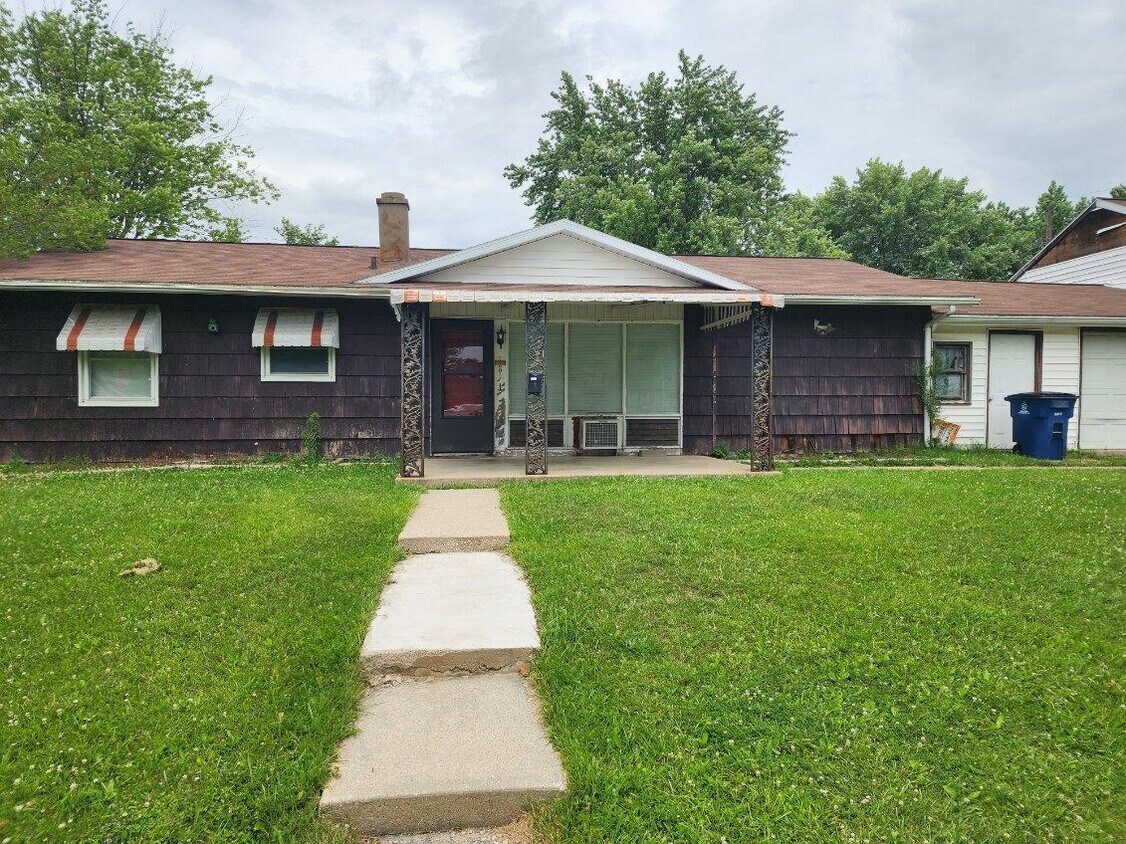 1201 E Marshall St, Marion, IN 46952 House Rental in Marion, IN