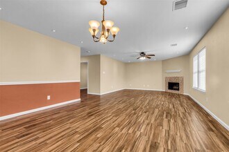 Building Photo - 1608 Pointe Leone