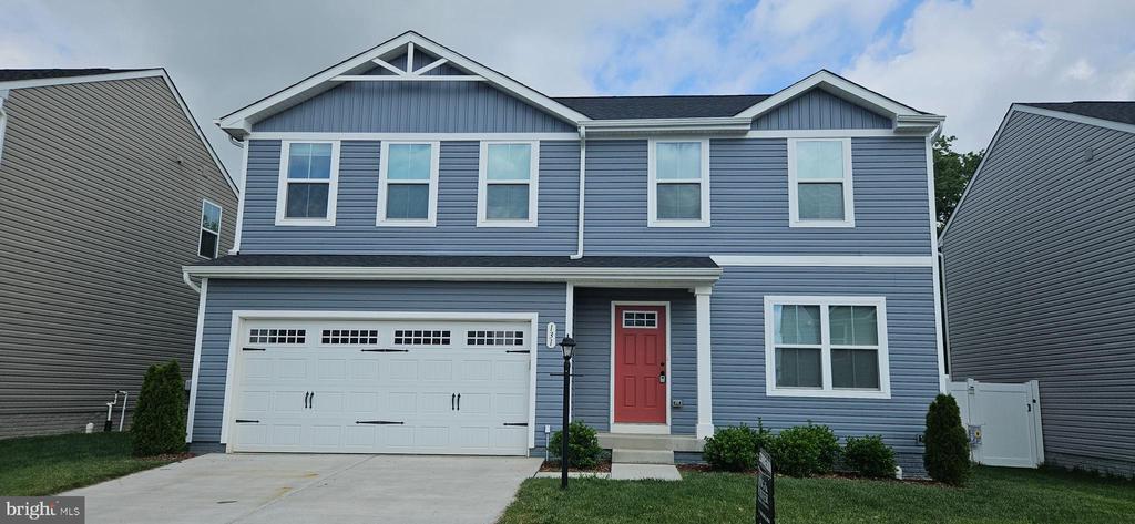 Foto principal - 131 Birmingham Dr