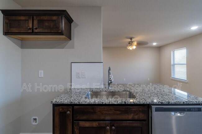 Foto del edificio - 1803 S 15th St