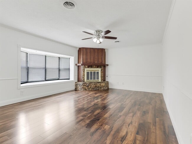 Building Photo - 14025 Janwood Ln