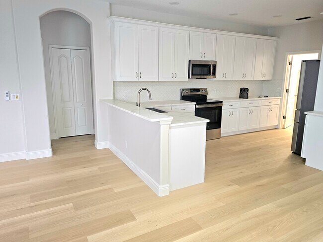 Foto del edificio - 16825 Harrierridge Pl