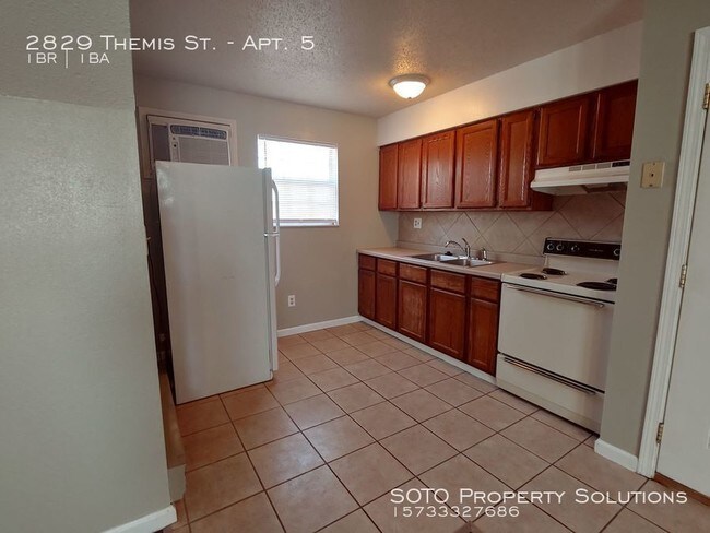 Building Photo - Updated 1BD/1BA Apartment