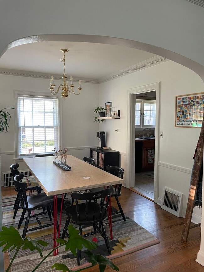 Building Photo - 6004 W Wells St