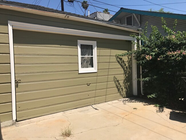 Building Photo - COMING SOON! Beautiful 4 Bedroom 2.5 Bathroom SFR