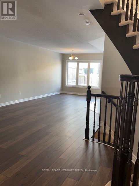 Photo du bâtiment - 29 Fallengale Cres