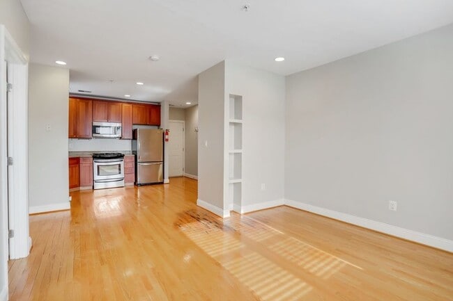 Photo - 219 T St NE House