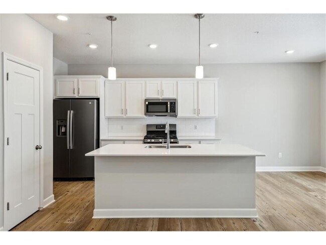 Building Photo - 9384 4th St N