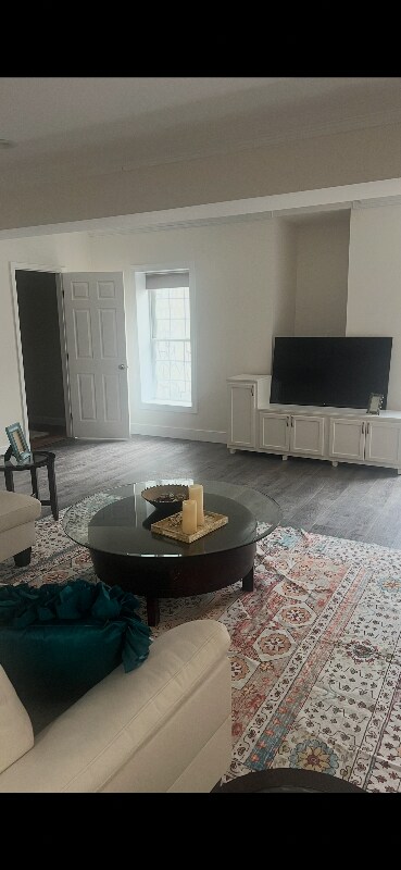 Foto del edificio - 5976 Maxfield Ct