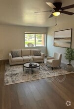 Building Photo - 3014 Mallard Dr