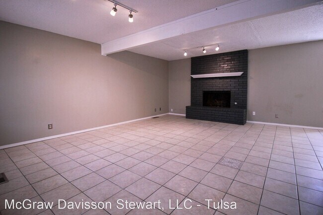 Foto del edificio - 3 br, 2 bath House - 7103 S. Date Place