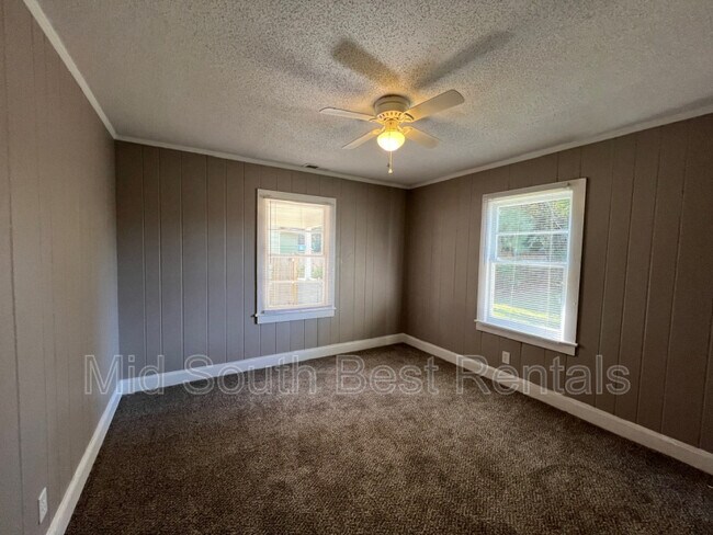 Building Photo - 3551 Pearson Rd