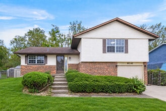Building Photo - 8161 W Orchard Dr