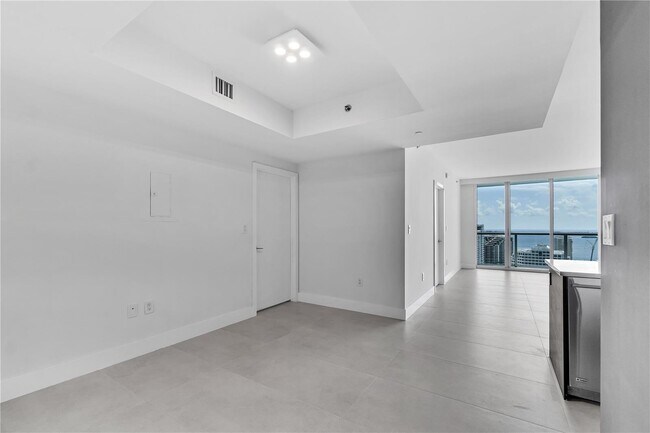 Foto del edificio - 500 Brickell Ave