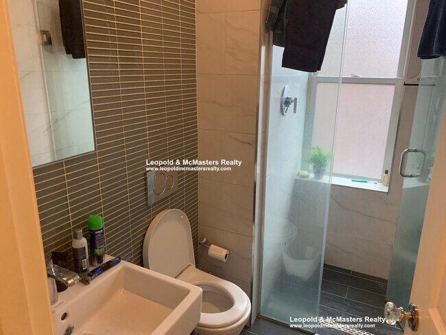 Foto del edificio - 90 Myrtle St