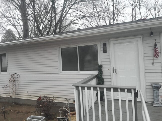 Front door ,Deck - 2873 Mohican Blvd