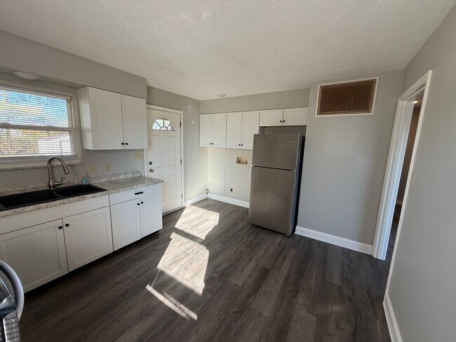 Foto del edificio - 26940 Mosbaugh Rd